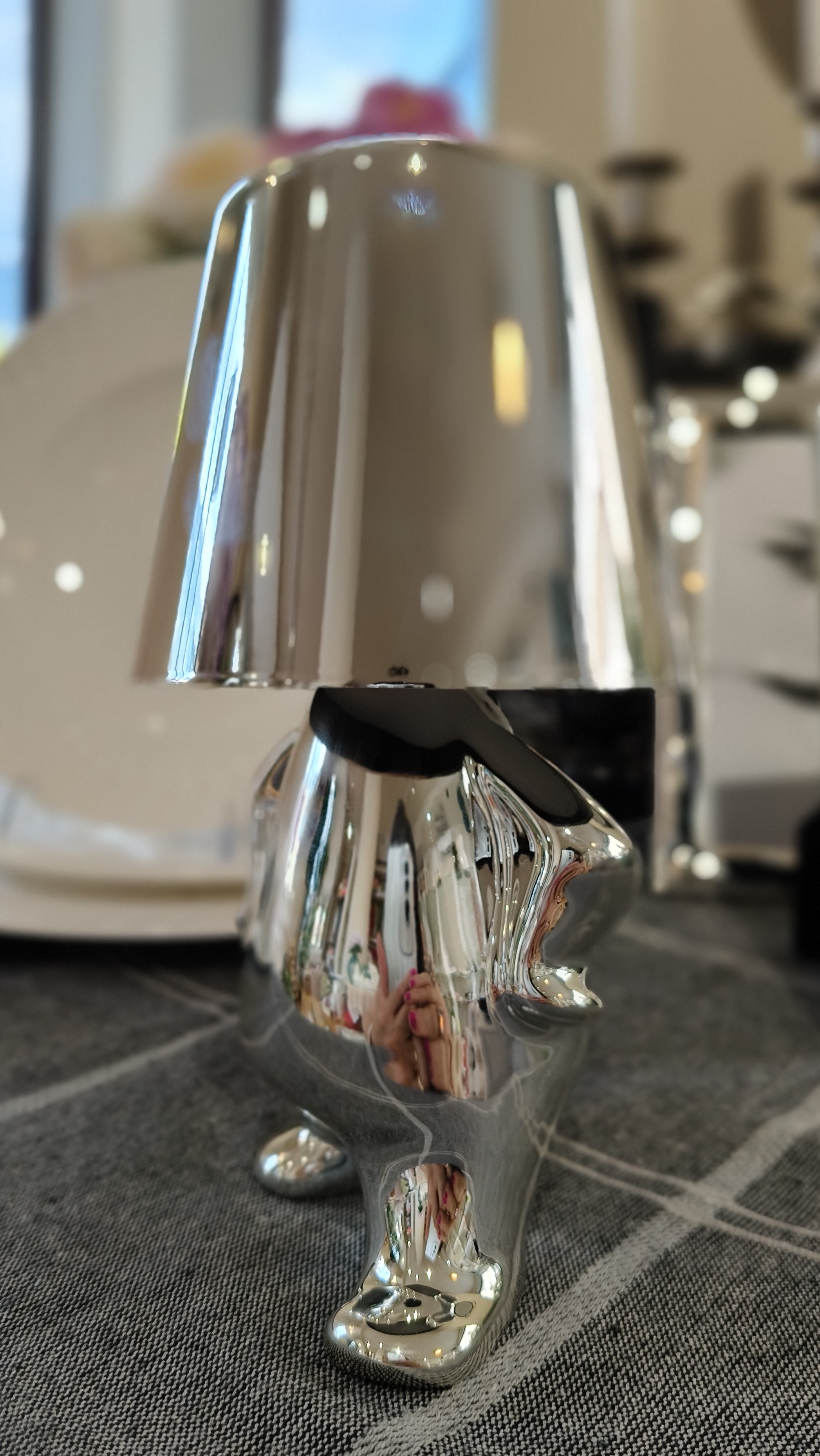 MASCAGNI LAMPADA DA TAVOLO OMINO LED RICARICABILE CROMO H. 18 CM