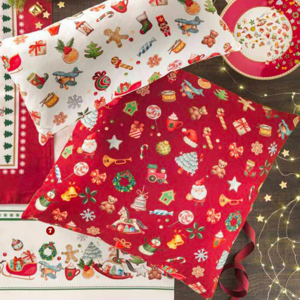 Brandani Cuscino 60X60 Chicchi e Balocchi rrosso grande Brandani Cuscino 60X60 Chicchi e Balocchi rrosso grande