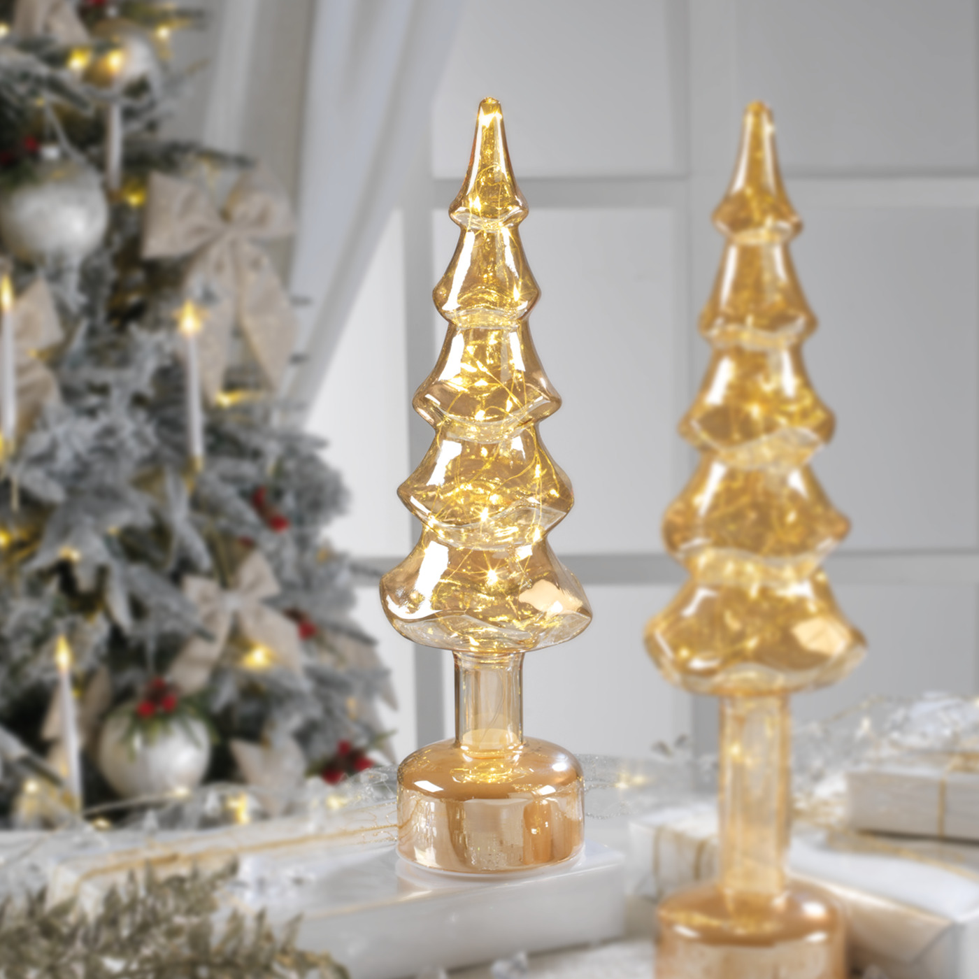 MASCAGNI DECORO ABETE IN VETRO CON MOVIMENTO E LUCI H.42 CM MASCAGNI DECORO ABETE IN VETRO CON MOVIMENTO E LUCI H.42 CM